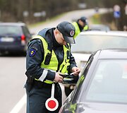 Rytinio reido metu patikrinta 250 automobių vairuotojų. Visi jie buvo blaivūs.