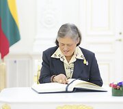 Dalia Grybauskaitė susitiko su oficialaus vizito į Lietuvą atvyksia Tailando princese Maha Chakri Sirindhorn