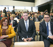 Justas Pankauskas (centre)