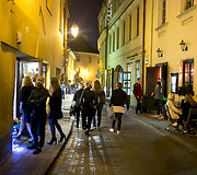 &bdquo;Shopping Night Out&ldquo; akimirka