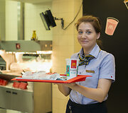 Antrą de&scaron;imtį Lietuvoje veikiantis "McDonald's" džiaugiasi kasmet augančiu pelnu ir žada naujų restoranų atidarymus