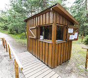 Naglių rezervatas smalsuoliams kainuoja 2 eurus.