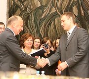 Krep&scaron;inio rinktinė sutikta Prezidentūroje, Vyriausybėje ir Seime
