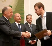 Krep&scaron;inio rinktinė sutikta Prezidentūroje, Vyriausybėje ir Seime
