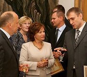 Krep&scaron;inio rinktinė sutikta Prezidentūroje, Vyriausybėje ir Seime