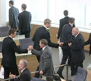 Krep&scaron;inio rinktinė sutikta Prezidentūroje, Vyriausybėje ir Seime