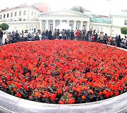 Koncertas vidiniame prezidentūros kiemelyje