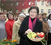 &bdquo;Sodo kraitėje&ldquo;, Vilniuje, žinomi Lietuvos žmonės gamino savo salotas