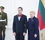 Prezidentė apdovanojo Parolimpiadoje medalius i&scaron;kovojusius Lietuvos sportininkus ir jų trenerius
