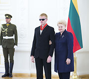 Prezidentė apdovanojo Parolimpiadoje medalius i&scaron;kovojusius Lietuvos sportininkus ir jų trenerius