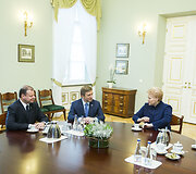 Saulius Skvernelis, Ramūnas Karbauskis ir Dalia Grybauskaitė