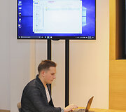 &bdquo;Microsoft Lietuva&ldquo; ir &bdquo;Atea&ldquo; parodė kokios grėsmės tyko vartotojų, bandant į savo kompiuterius įsidiegti nelegalią programinę įrangą.