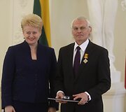 Lietuvos valstybės atkūrimo dienos proga įteikti apdovanojimai