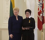 Lietuvos valstybės atkūrimo dienos proga įteikti apdovanojimai