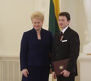 Lietuvos valstybės atkūrimo dienos proga įteikti apdovanojimai