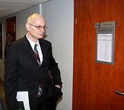 Buvęs Vilniaus apskrities VPK Nusikaltimų tyrimo valdybos Ekonominių nusikaltimų tyrimo skyriaus vir&scaron;ininkas A.Lapickis.