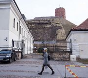 Nuo&scaron;liaužos niokoja Gedimino pilies kalną