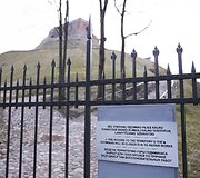 Nuo&scaron;liaužos niokoja Gedimino pilies kalną