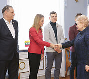 Prezidentė Dalia Grybauskaitė susitiko su nacionalinės socialinio saugumo kampanijos &bdquo;Už saugią Lietuvą&ldquo; ambasadoriais