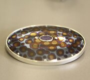 Autoriniai juvelyriniai kūriniai papuo&scaron;ė Seimo parodų galeriją. 