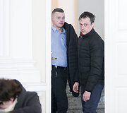 Vilniuje nuteistos narkotikus platinusios &bdquo;Lapinų&ldquo; gaujos nariai i&scaron;girdo atnaujintą nuosprendį