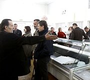Tu&scaron;ti prekystaliai Vilniaus turguose