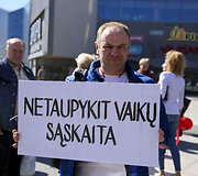 Protesto akcija dėl mokyklų reorganizavimo