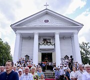 Tikintieji per Žolinę plūsta į Piva&scaron;iūnus: atlaidai čia tęsiasi a&scaron;tuonias dienas
