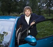 Naujojo &bdquo;Toyota Prius Plug in Hybrid&ldquo; pristatymo vakarėlis