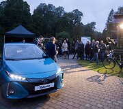 Naujojo &bdquo;Toyota Prius Plug in Hybrid&ldquo; pristatymo vakarėlis