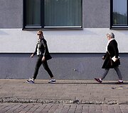 Rudenį  sugrįžusi vasara pakvietė į skverus ir parkus