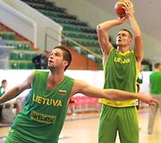 Mantas Kalnietis ir Robertas Javtokas
