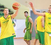 Darius Songaila ir Jonas Valančiūnas