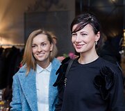 Agnė Kuzmickaitė (de&scaron;inėje)