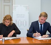 Liana Ruokytė-Jonsson ir Remigijus &Scaron;ima&scaron;ius