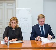 Liana Ruokytė-Jonsson ir Remigijus &Scaron;ima&scaron;ius