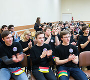 Vilniaus Jono Basanavičiaus progimnazijos ir Vilniaus Jono Basanavičiaus gimnazijos moksleiviai bandė susisiekti su TKS astronautais
