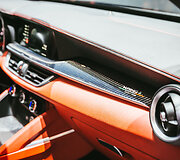 &bdquo;Alfa Romeo&ldquo; Ženevoje pademonstravo, kaip atrodo &bdquo;piktesni&ldquo; &bdquo;Stelvio&ldquo; ir &bdquo;Giulia&ldquo; modeliai