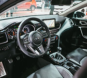 &bdquo;Kia&ldquo; atnaujino &bdquo;Ceed&ldquo; modelį &ndash; pakeitė net pavadinimą