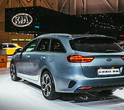 &bdquo;Kia&ldquo; atnaujino &bdquo;Ceed&ldquo; modelį &ndash; pakeitė net pavadinimą