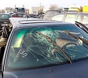 &bdquo;Audi 100&ldquo; automobilis po avarijos