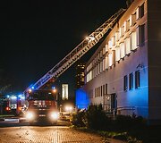 Vilniuje užsidegė Tarptautinės teisės ir verslo auk&scaron;tosios mokyklos pastatas, evakuoti studentai