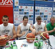 Lietuvos a&scaron;tuoniolikmečiai krep&scaron;ininkai ir fanų zonos pristatymas