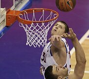 Rungtynių tarp Atėnų &bdquo;Panathinaikos&ldquo; ir Maskvos CSKA akimirkos.