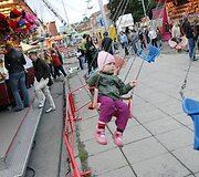 Penktadienį prasidėjusi &scaron;ventė &bdquo;Kauno dienos 2009&ldquo; ir antrąją dieną, &scaron;e&scaron;tadienį, kviečia nebijoti lietaus.