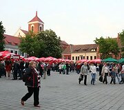 Penktadienį prasidėjusi &scaron;ventė &bdquo;Kauno dienos 2009&ldquo; ir antrąją dieną, &scaron;e&scaron;tadienį, kviečia nebijoti lietaus.