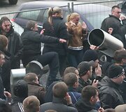 Per rungtynių pertrauką neapseita be mu&scaron;tynių.