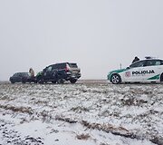 Sulaikytas automobilis su kontrabanda