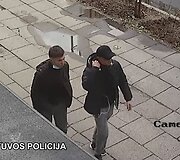 Užfiksuoti jauni vyrai