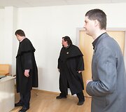 Vytenis &Scaron;lenys su gynėjais teisme